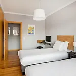 Апартаменты Elegant Flat In Benfica - 10 Min To Center Лиссабон