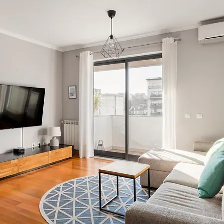 Apartamento Elegant Flat In Benfica - 10 Min To Center *