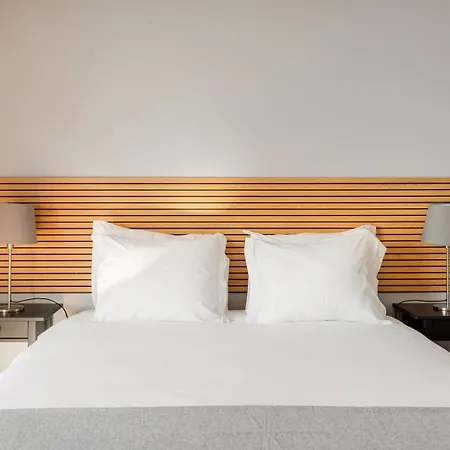 Elegant Flat In Benfica - 10 Min To Center Διαμέρισμα