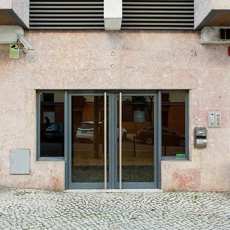 Διαμέρισμα Elegant Flat In Benfica - 10 Min To Center *