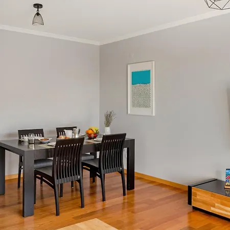 Elegant Flat In Benfica - 10 Min To Center Apartamento