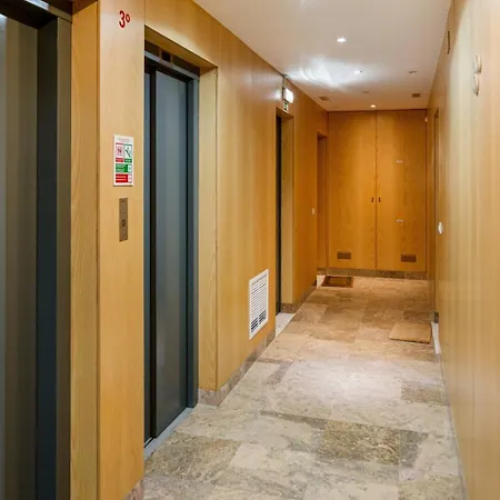 Elegant Flat In Benfica - 10 Min To Center Lisboa